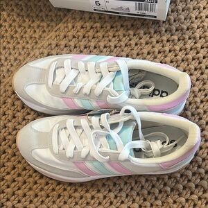 AdidasRun 70s 2.0 NWB